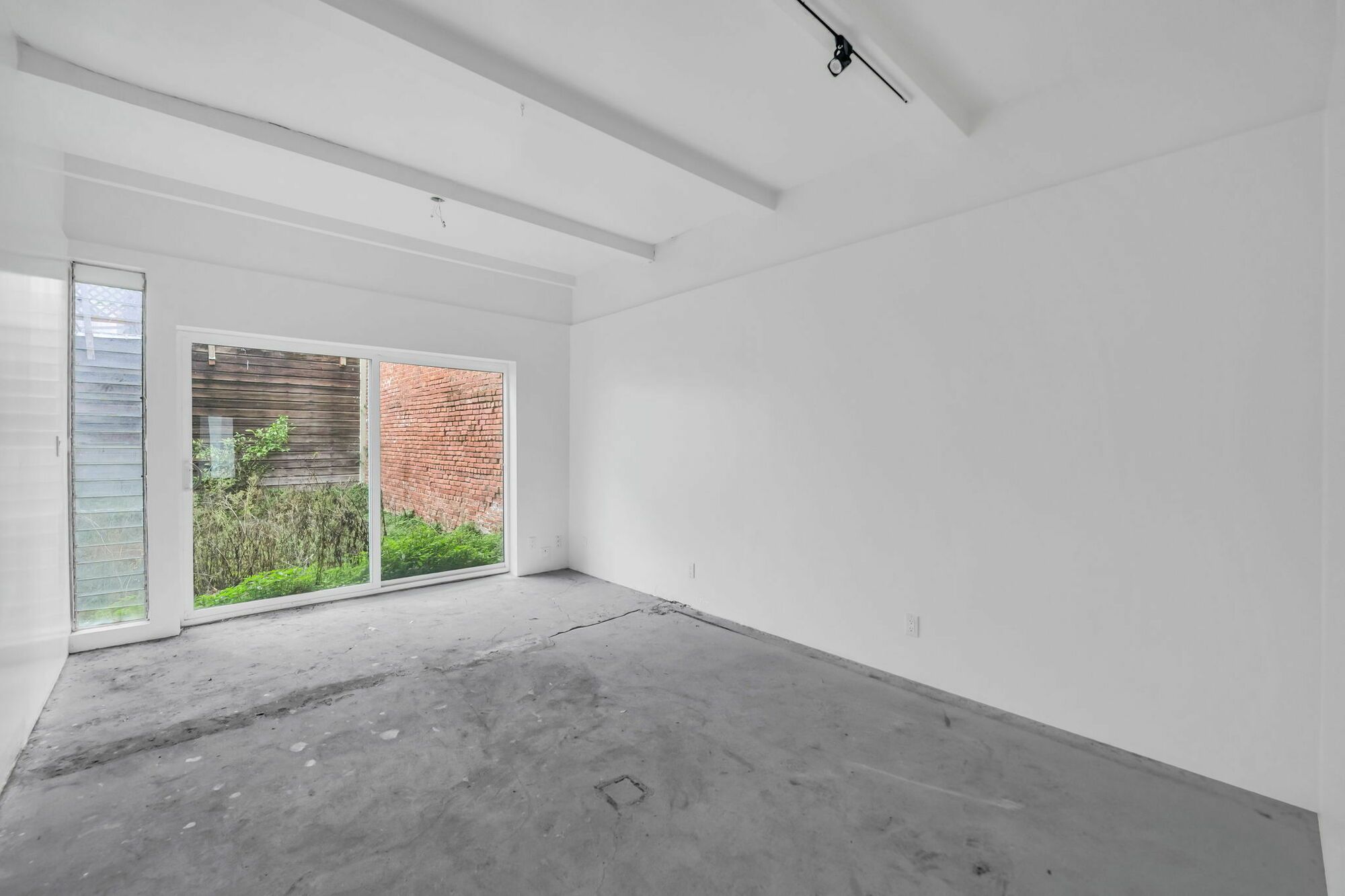Lease/SOMA Office/Mixed Use Space